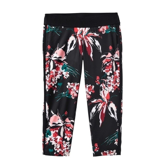 Athleta x Derek Lam Lily Chelsea Crop Leggings - Picture 2 of 9